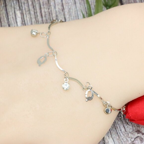 "Trendy Handmade Bracelet – A Stylish Gift for Women & Girls, MAR091023 - Picture 9 of 10